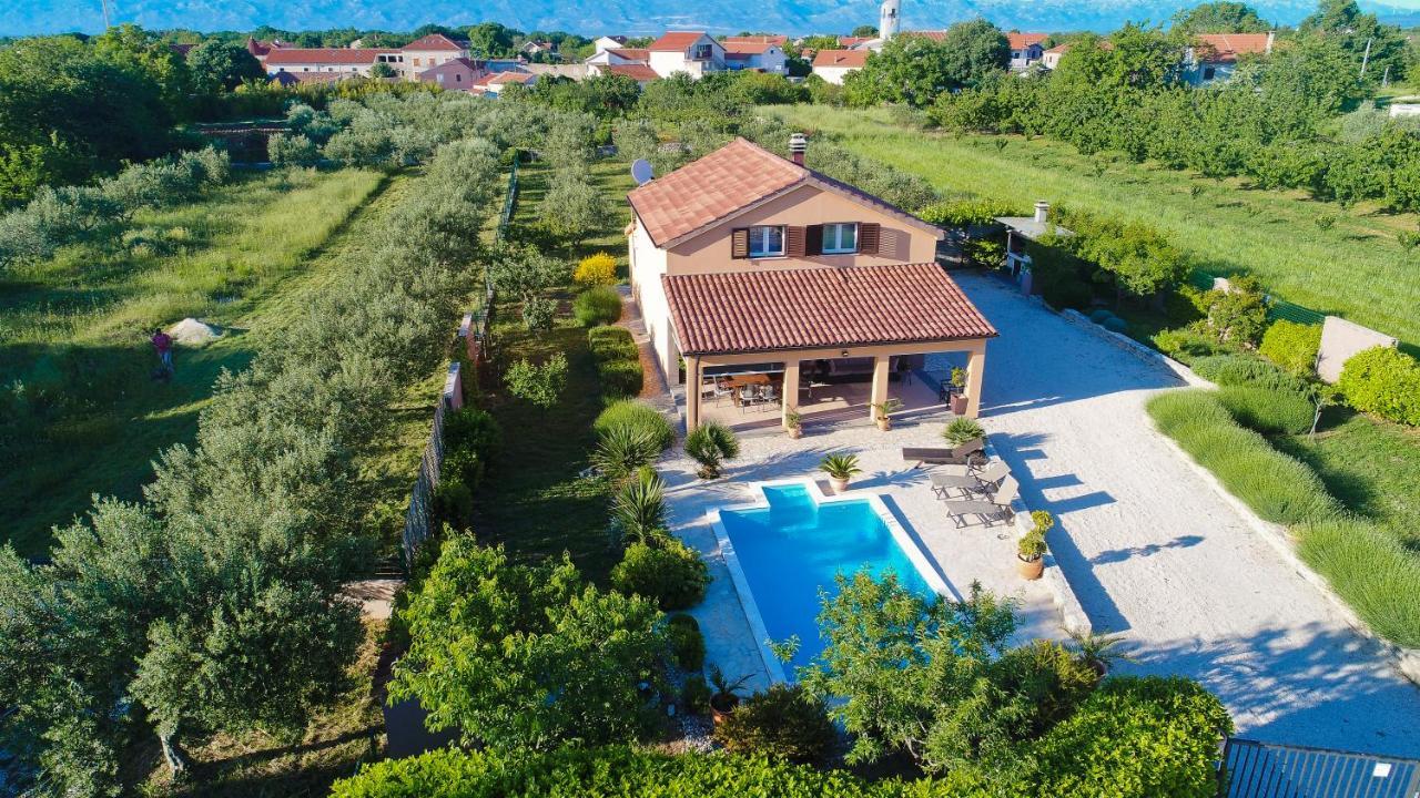 Holiday Home Taras Smilcic Εξωτερικό φωτογραφία
